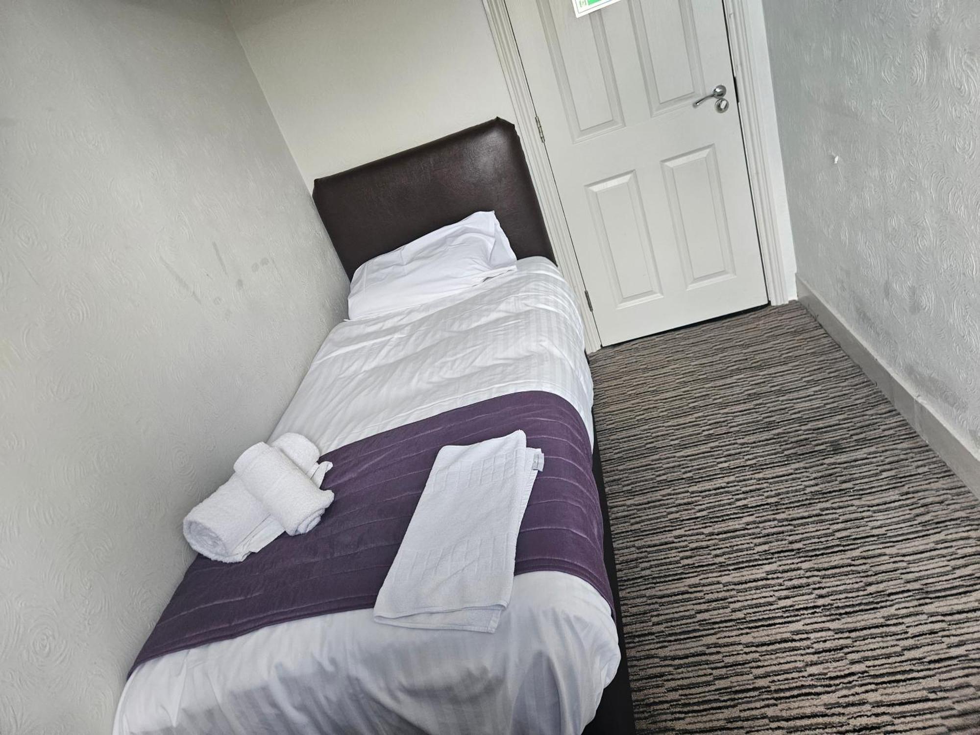 Fryatt Hotel & Bar Parkeston ภายนอก รูปภาพ