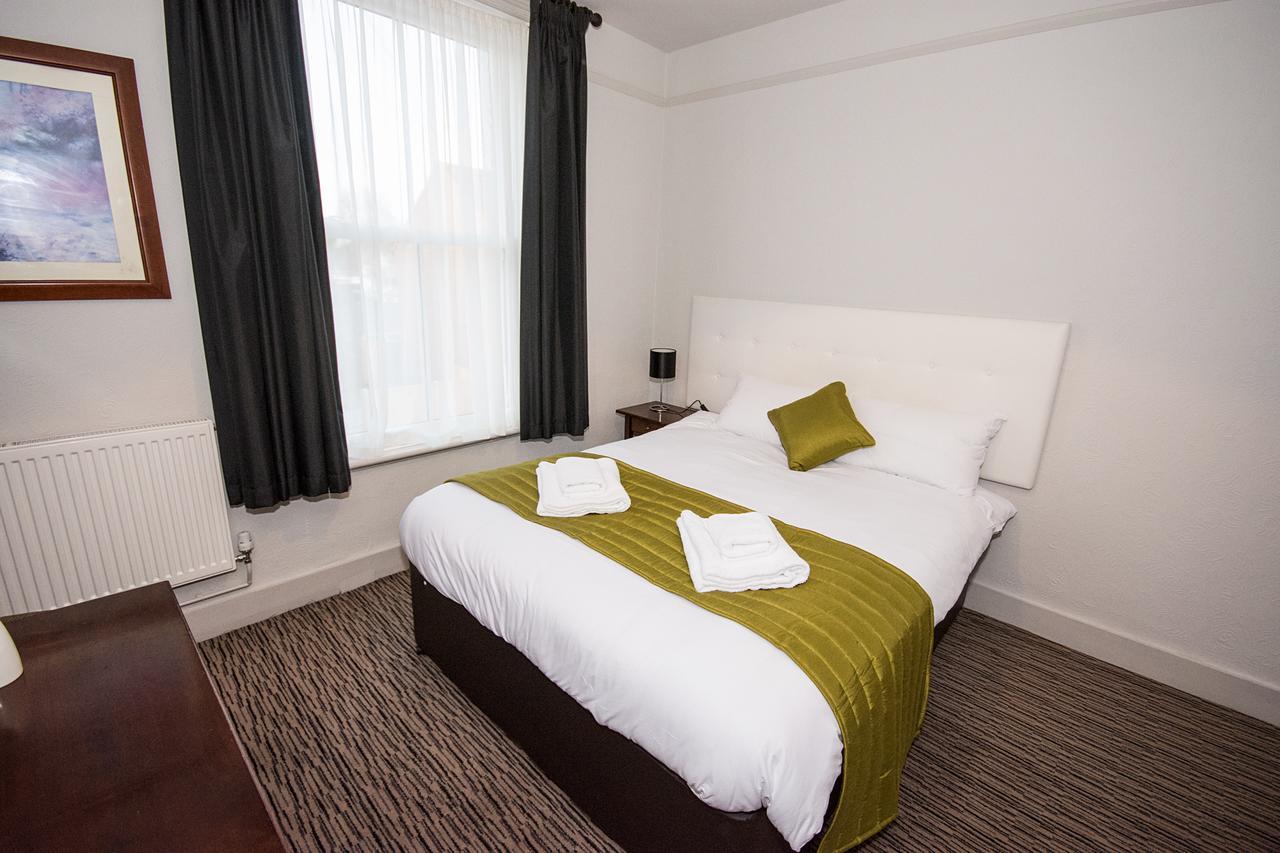 Fryatt Hotel & Bar Parkeston ภายนอก รูปภาพ